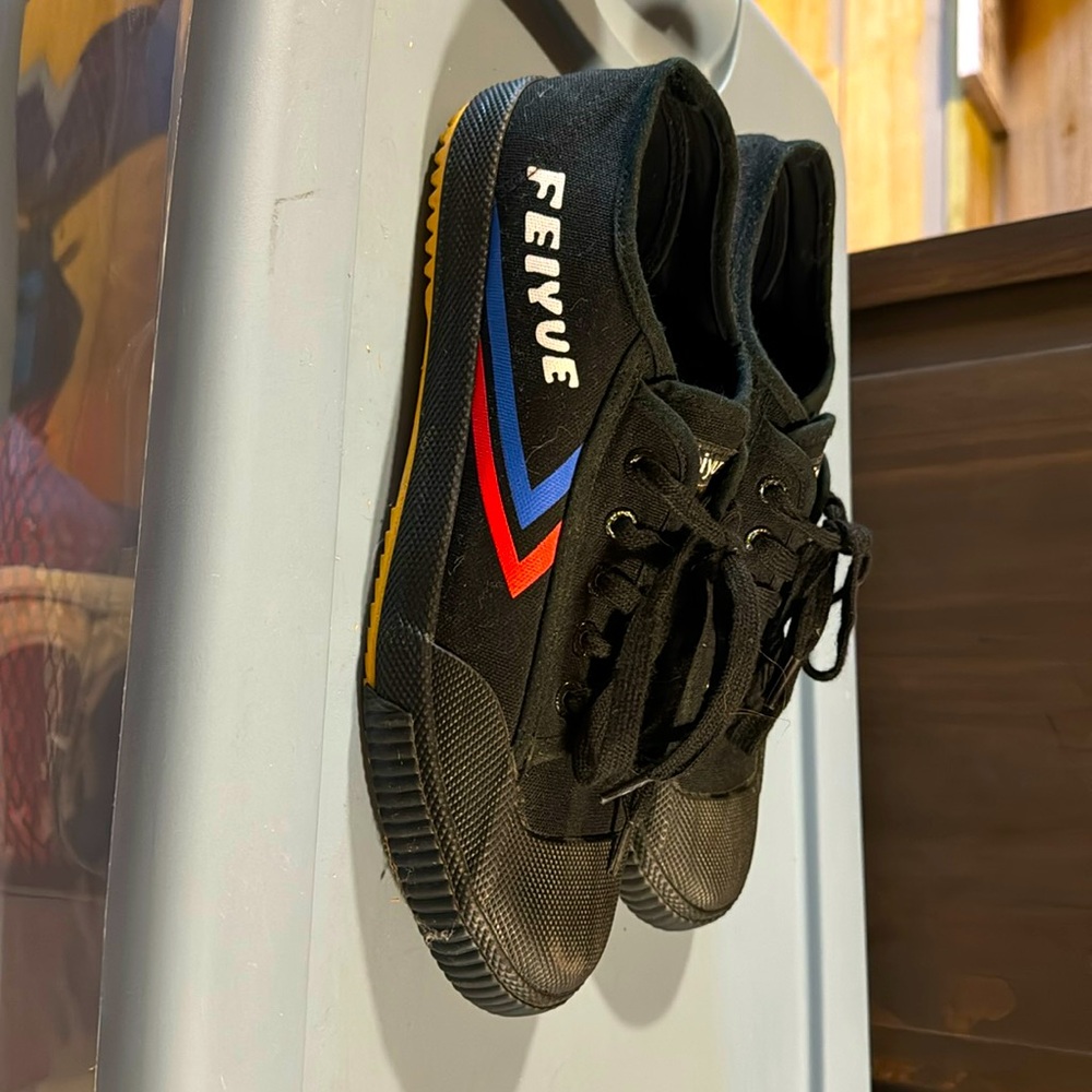 FEIYUE Fe Lo 1920 Low Top Canvas Performance Shoe